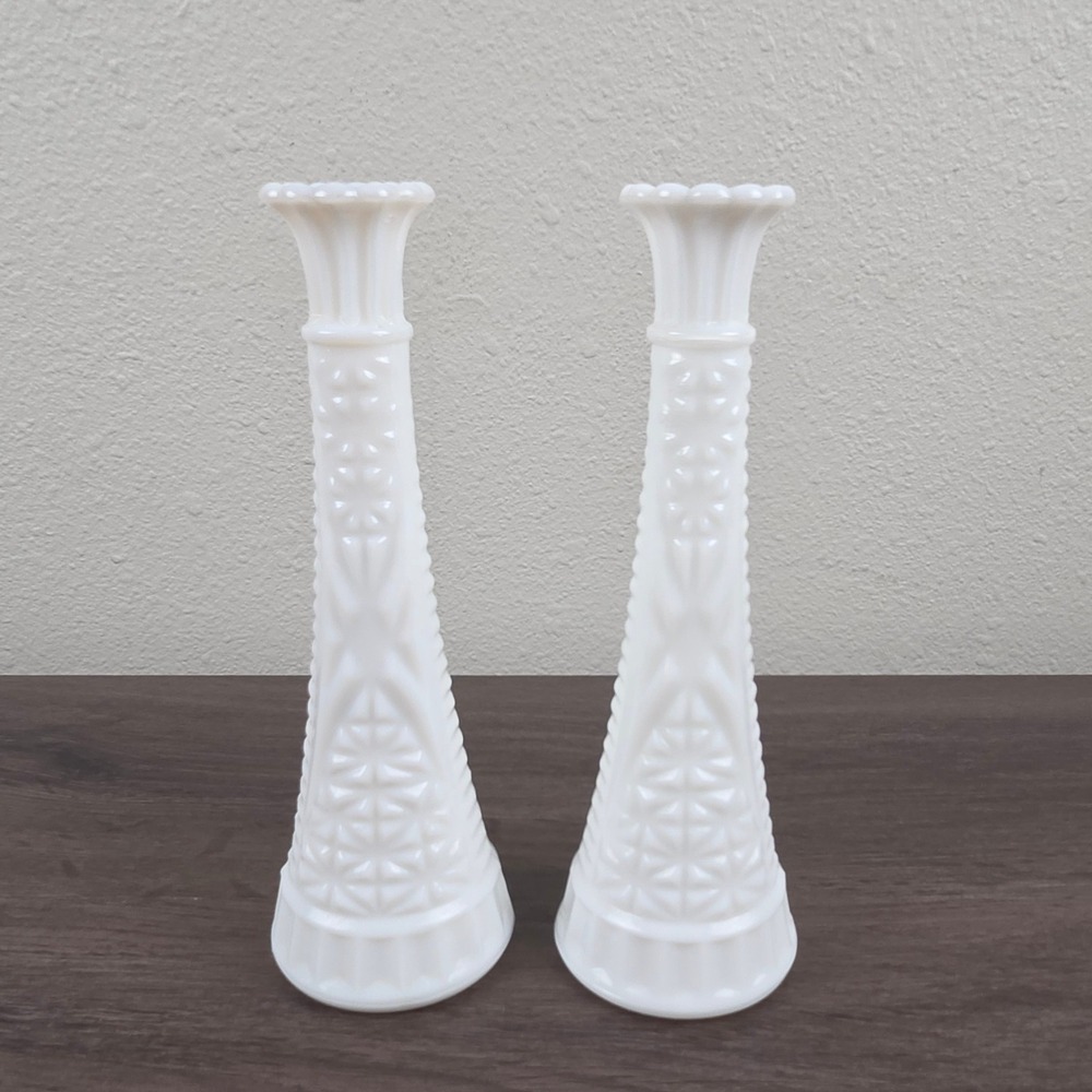 Set of 2 Vintage Anchor Hocking Milk Glass Bud Vases 9" Stars and Bars Pattern